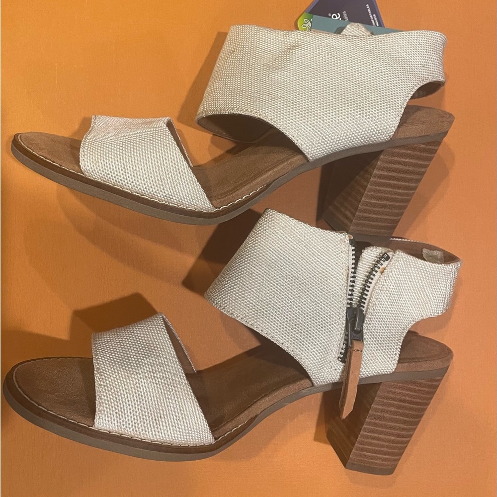 TOMS Majorca Sandal. Natural Yarn Size 8